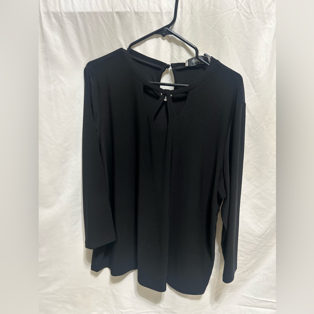 4 piece set of work shirts